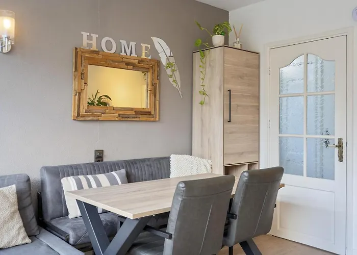 Palm House Apartman *