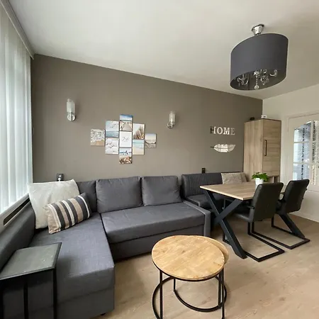 Palm House Apartment